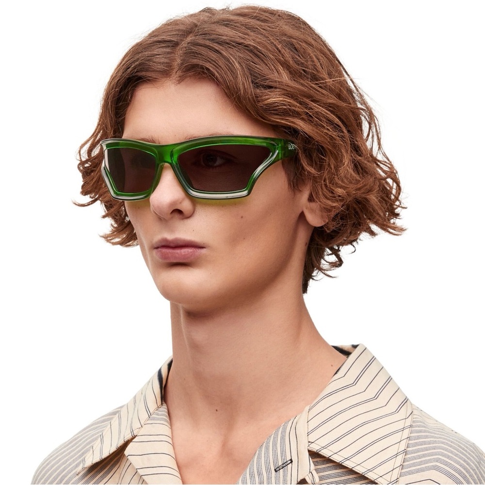 NWT Loewe Arch Mask LW40143U Green Wrap Sunglasses with Dark Lenses - Picture 2 of 13